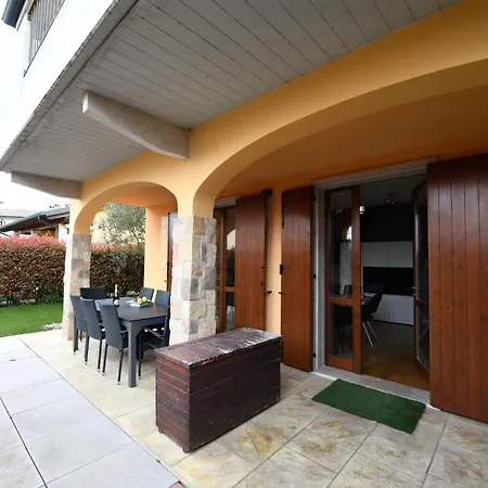 Casa Bacher Pool&gardenprivate&2,5kilometri To Center Appartement Peschiera del Garda