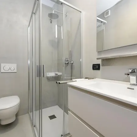 Casa Bacher Pool&gardenprivate&2,5kilometri To Center Appartement Peschiera del Garda