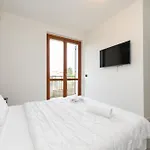Casa Bacher Pool&gardenprivate&2,5kilometri To Center Peschiera del Garda